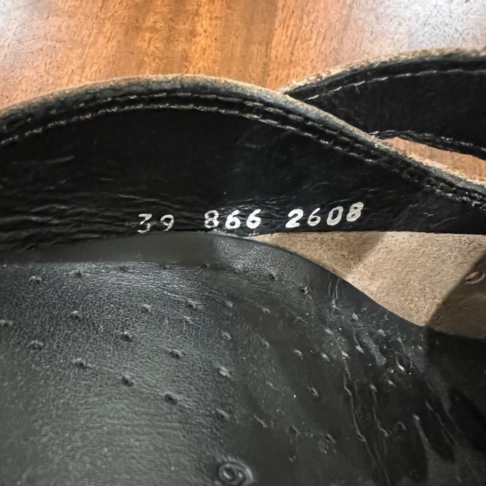 Dansko Mule Clogs Size 39 - image 4